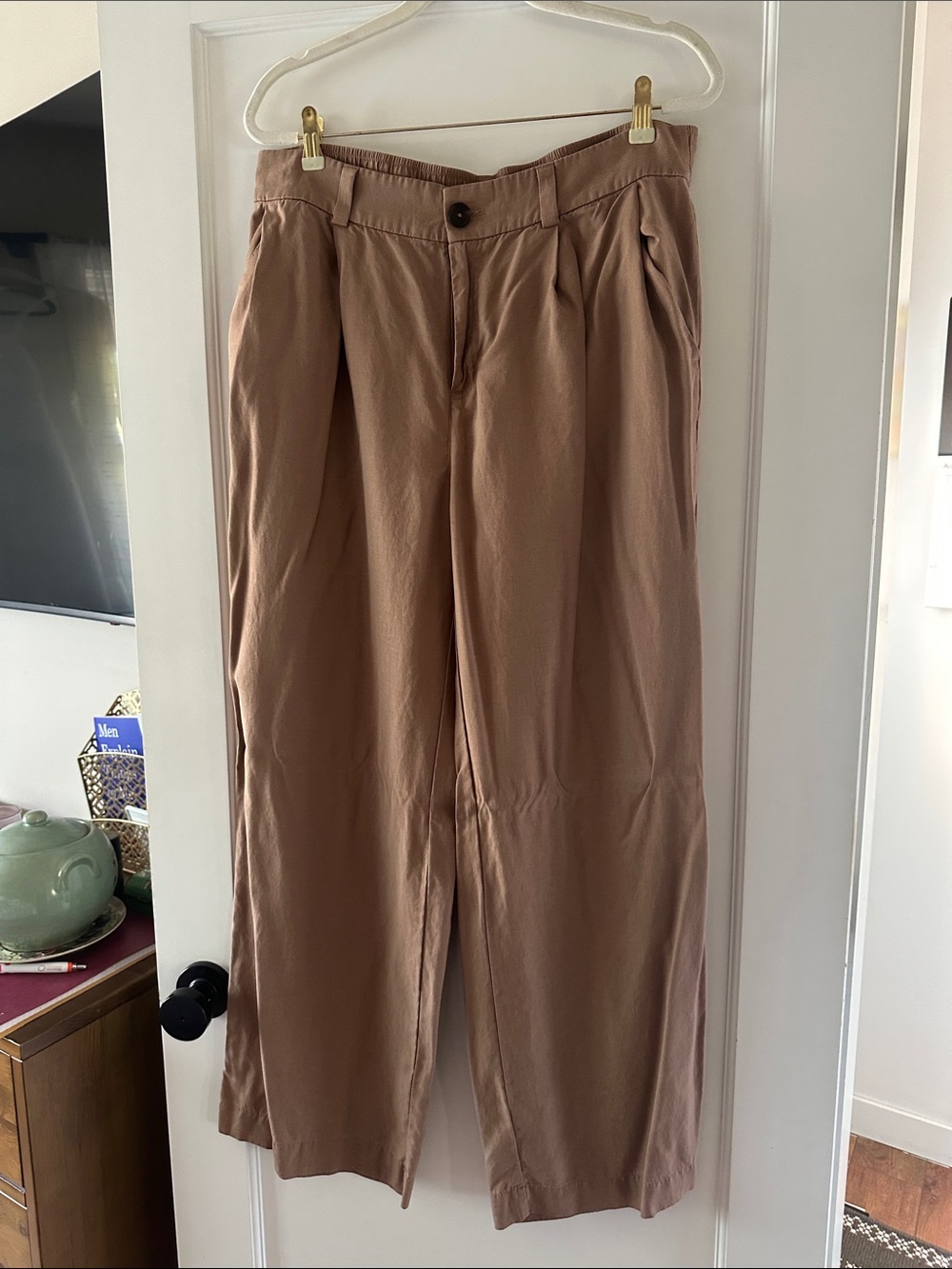 Vuori Wide-Leg Pants in Taupe